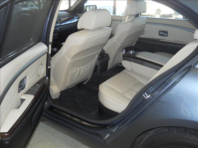 BMW 7 series 2008 photo 4