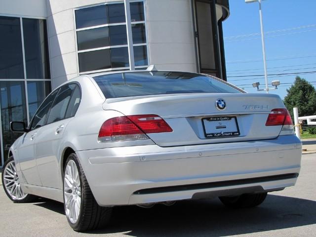 BMW 7 series 2008 photo 2