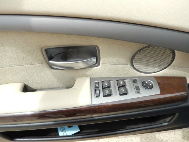 BMW 7 series 3.2 V6 NAV Sedan