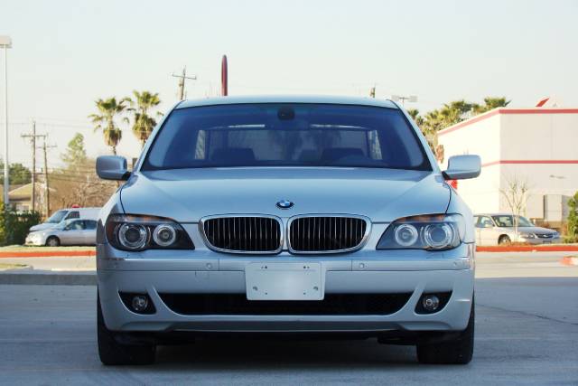 BMW 7 series 2008 photo 1