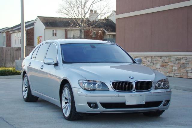 BMW 7 series 2008 photo 2
