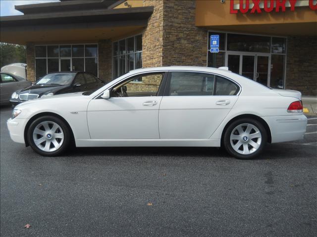 BMW 7 series 2008 photo 2