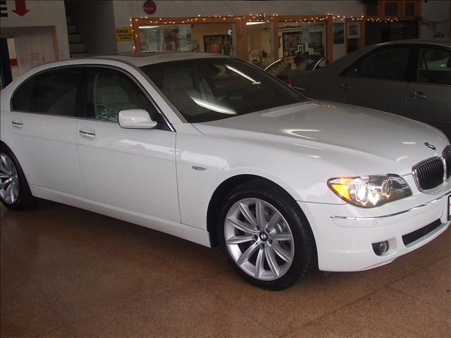 BMW 7 series 2008 photo 1