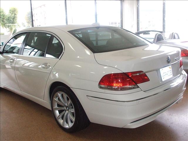 BMW 7 series 2008 photo 3