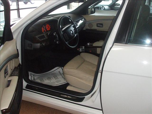 BMW 7 series 2008 photo 4