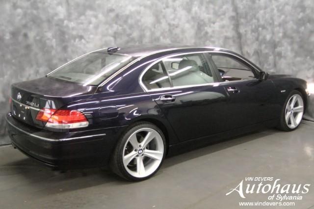 BMW 7 series 2008 photo 2