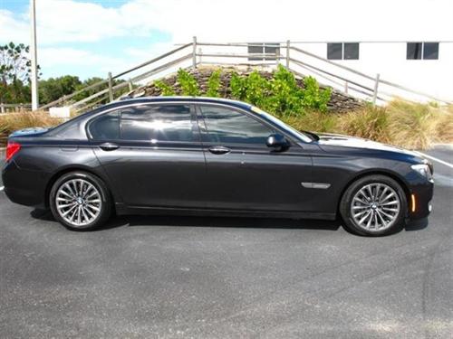 BMW 7 series 2009 photo 1