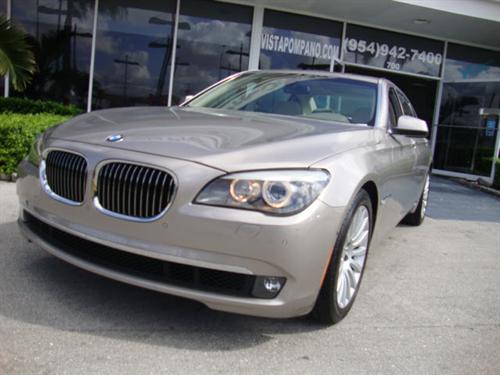 BMW 7 series 2009 photo 1