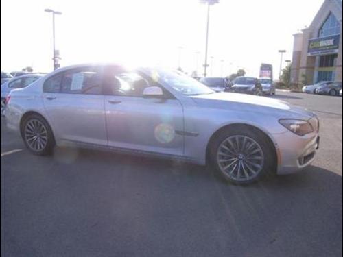 BMW 7 series 2009 photo 2