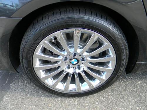 BMW 7 series 2009 photo 3