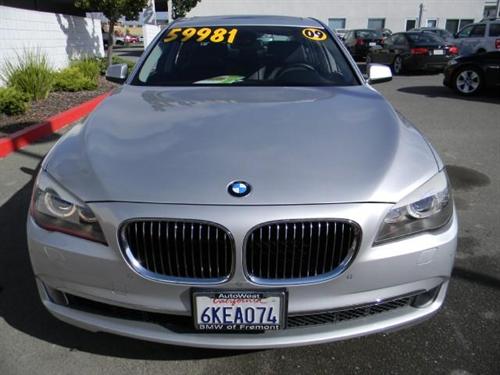 BMW 7 series 2009 photo 2