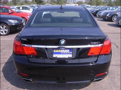 BMW 7 series 2009 photo 3