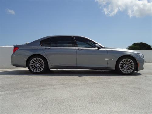 BMW 7 series 2009 photo 3