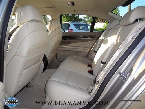 BMW 7 series 2009 photo 3