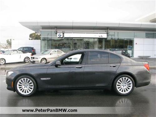 BMW 7 series 2009 photo 2