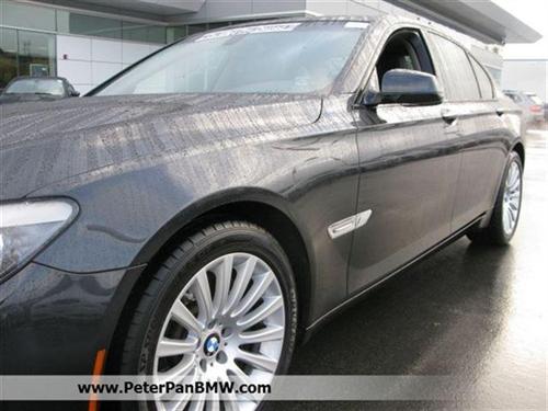 BMW 7 series 2009 photo 3