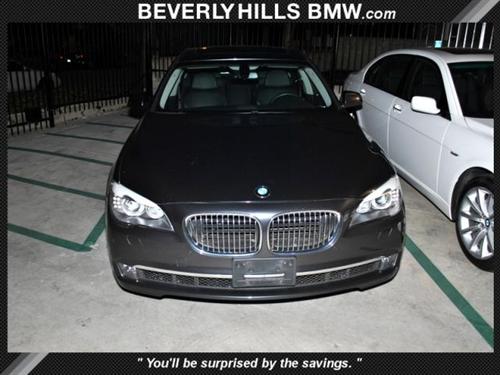 BMW 7 series 2009 photo 1