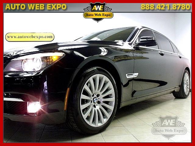 BMW 7 series 2009 photo 4