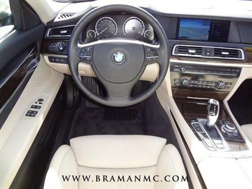 BMW 7 series 2009 photo 3