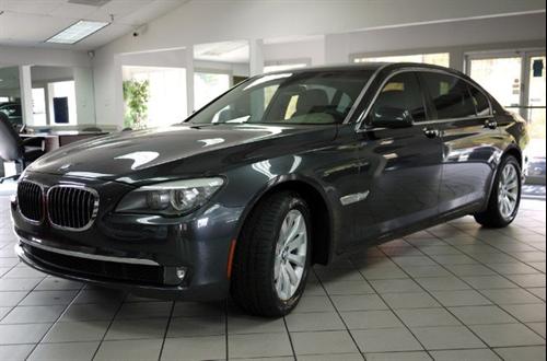 BMW 7 series 2009 photo 1