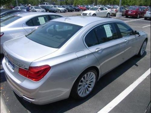 BMW 7 series 2009 photo 3