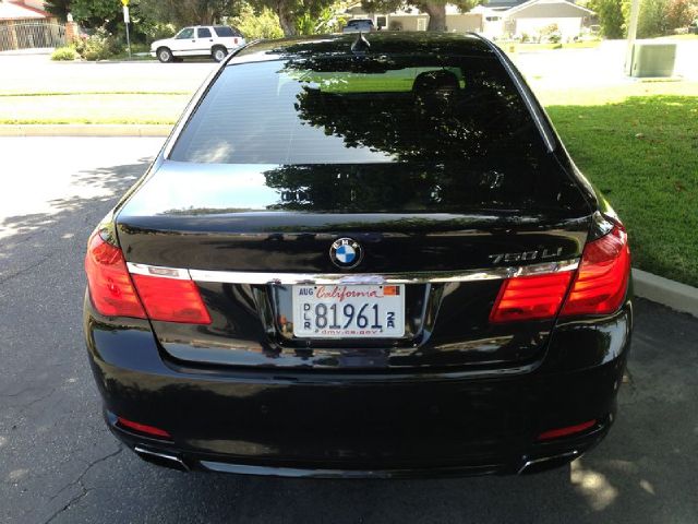 BMW 7 series 2009 photo 5