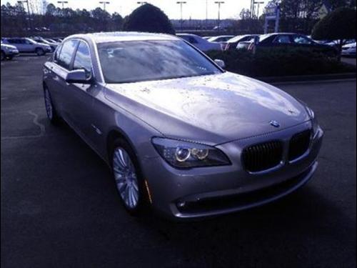 BMW 7 series 2009 photo 1