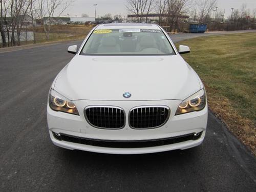 BMW 7 series 2009 photo 2