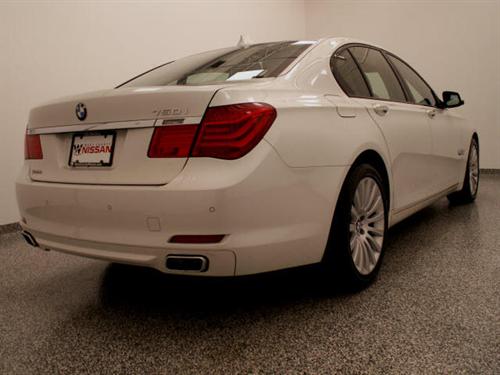 BMW 7 series 2009 photo 4