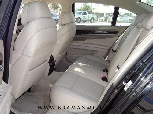 BMW 7 series 2009 photo 3