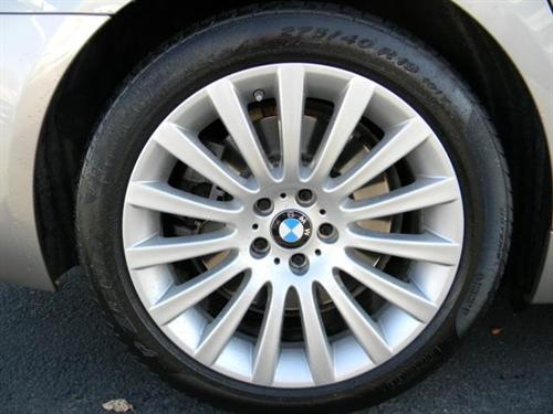 BMW 7 series 2009 photo 4