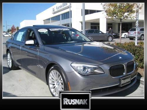 BMW 7 series 2009 photo 1