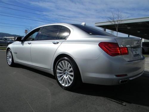 BMW 7 series 2009 photo 3