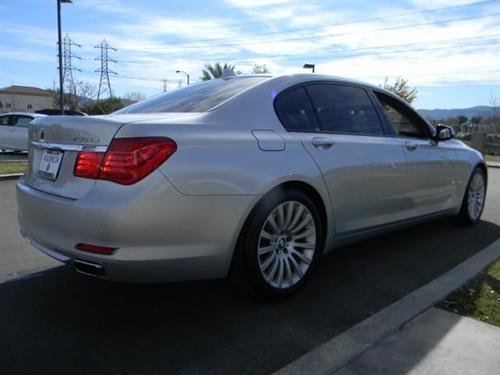 BMW 7 series 2009 photo 4