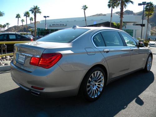 BMW 7 series 2009 photo 3