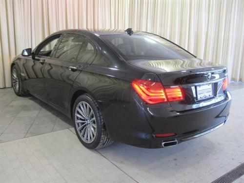 BMW 7 series 2009 photo 4