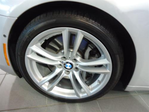 BMW 7 series 2009 photo 1