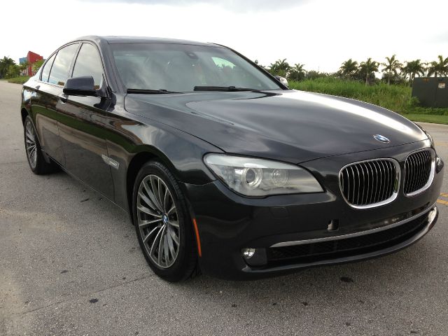 BMW 7 series 2009 photo 4