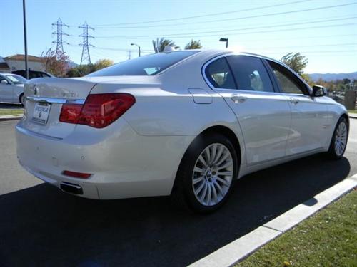 BMW 7 series 2009 photo 4