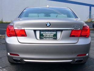 BMW 7 series 2010 photo 5