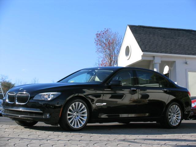 BMW 7 series 3.2 V6 NAV Sedan