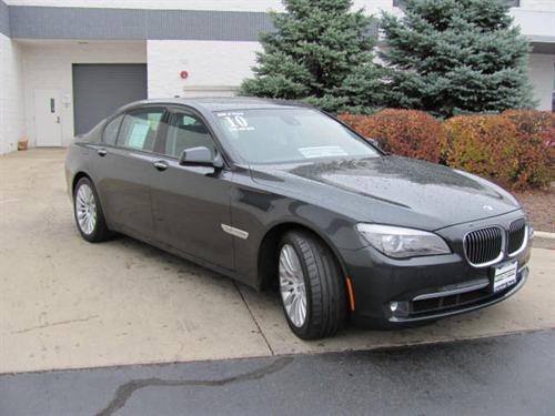 BMW 7 series 2010 photo 1