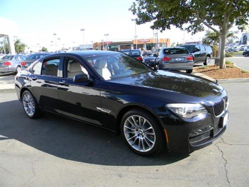 BMW 7 series 2011 photo 1