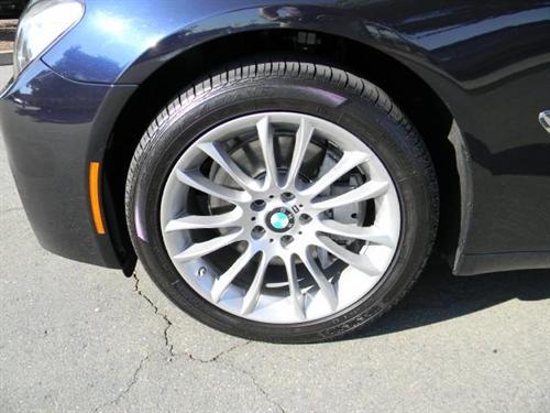 BMW 7 series 2011 photo 5