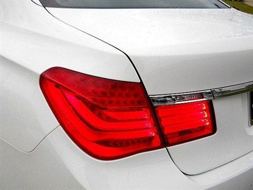 BMW 7 series 2011 photo 4