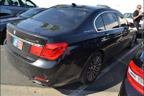 BMW 7 series 2011 photo 2