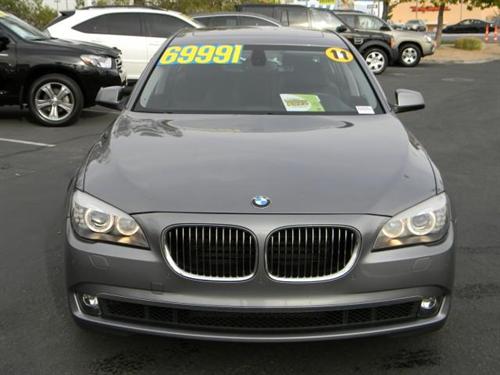 BMW 7 series 2011 photo 1