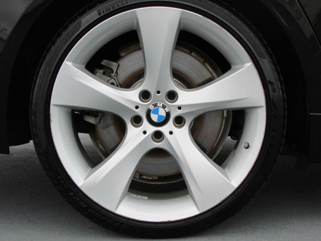 BMW 7 series 2011 photo 15