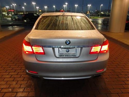 BMW 7 series 2011 photo 3
