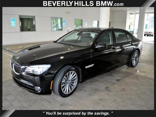 BMW 7 series 2011 photo 2
